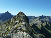 P1070534  Wir entschieden uns Punkt 2416 nördlich des Piz de Sambrog anzupeilen.