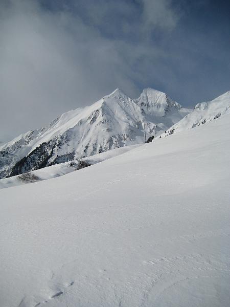 IMG_1772.JPG - Piz Fess  
(Foto von Peter Zollinger)